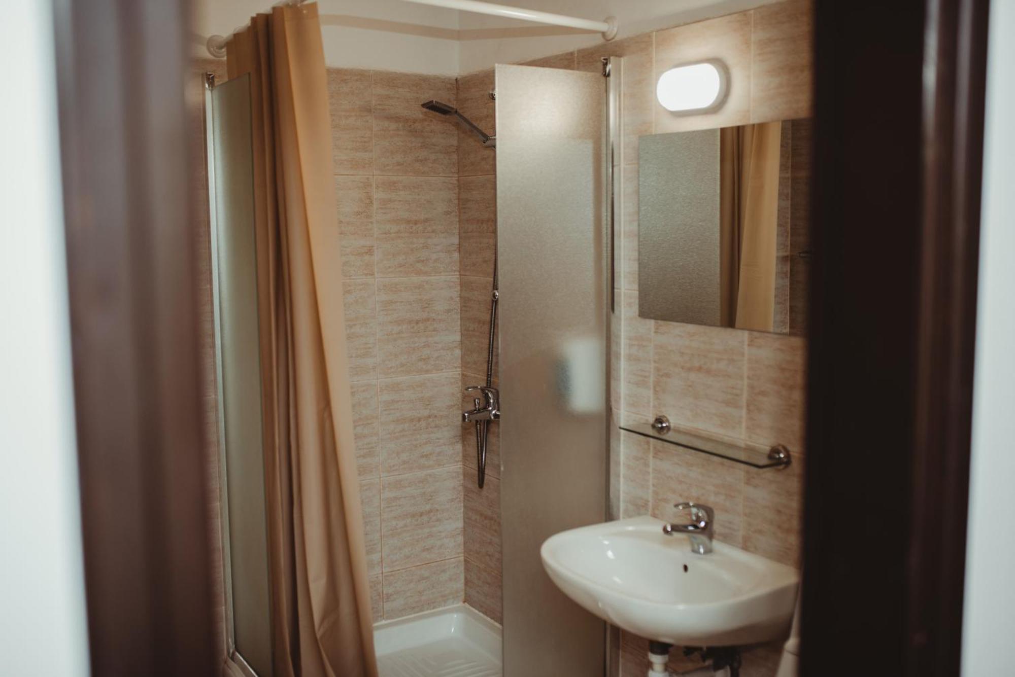 Ovis Hotel Apartments Αγία Νάπα Εξωτερικό φωτογραφία